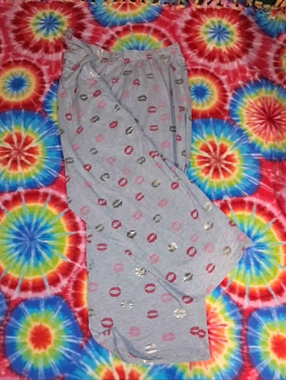 Women's Grey Sleep Pants with Pink & Gold Lip Print Size 1X